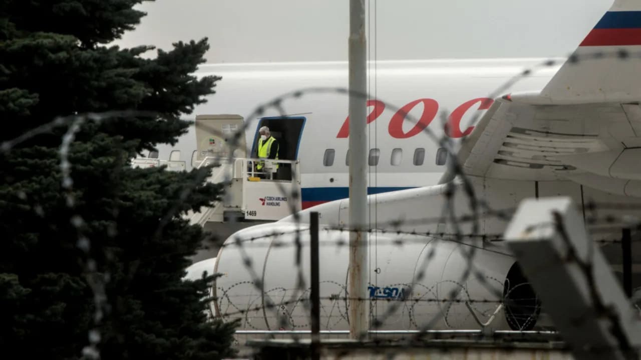 Szpiedzy z Rosji i tajemnicza fabryka. Gajdziński odsłania kulisy wojny