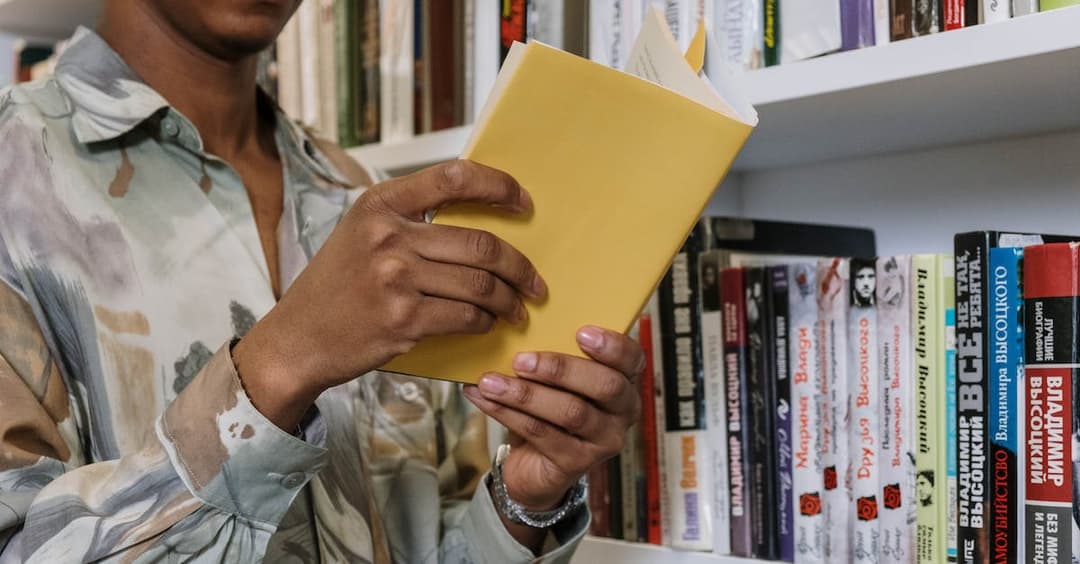 Najpopularniejsze książki dla młodzieży i nastolatków - Top 10