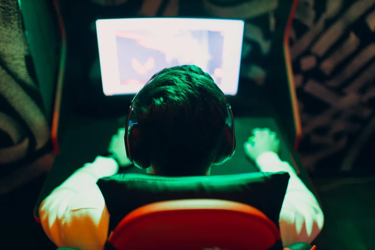 Dlaczego 7-dniowa ochrona wymiany szkodzi traderom CS2 bardziej niż pomaga