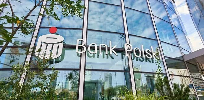 PKO Bank Polski umacnia pozycję na rynku europejskim: kluczowe osiągnięcia
