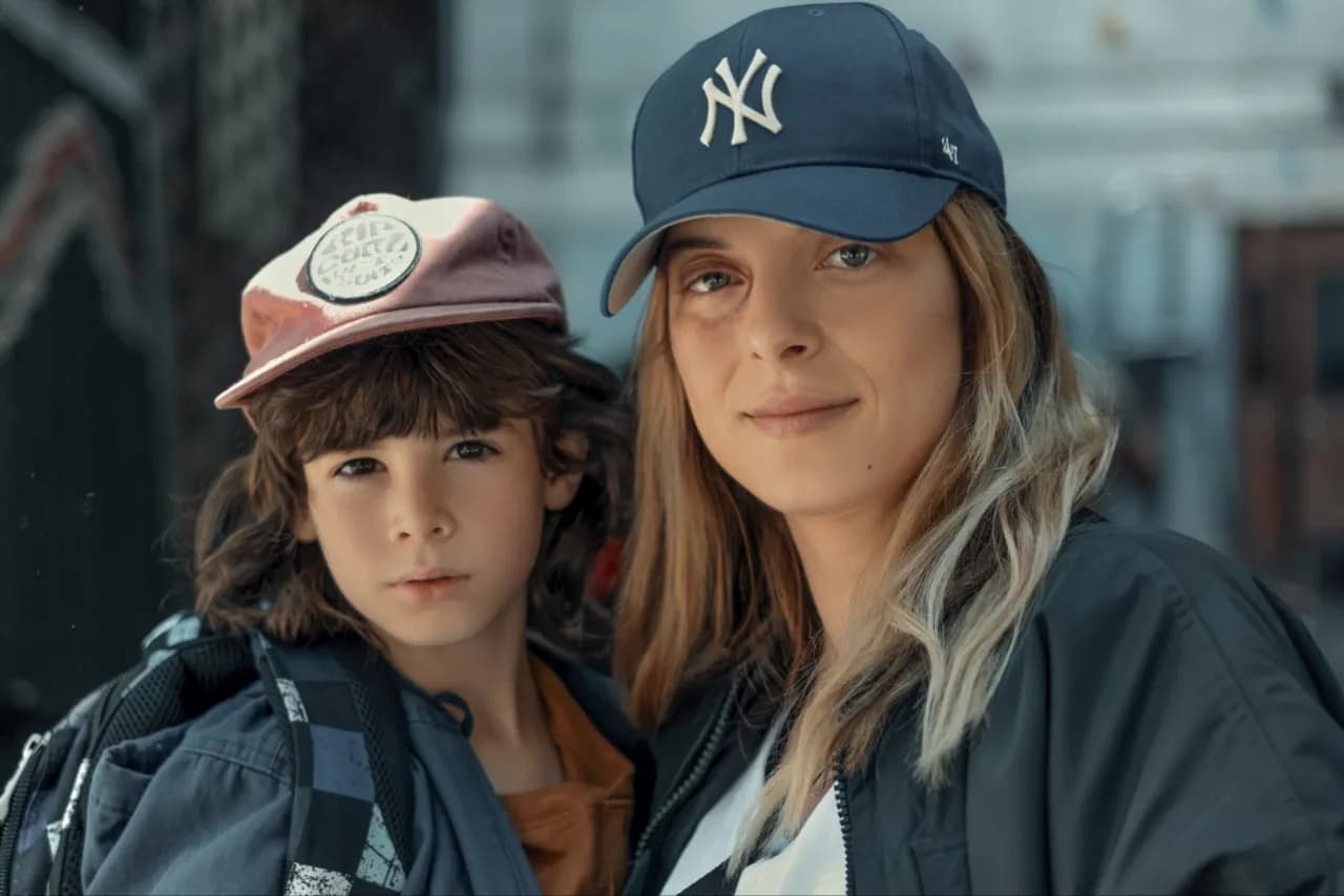 The Mothers of Penguins: recenzja, która zmienia spojrzenie na macierzyństwo