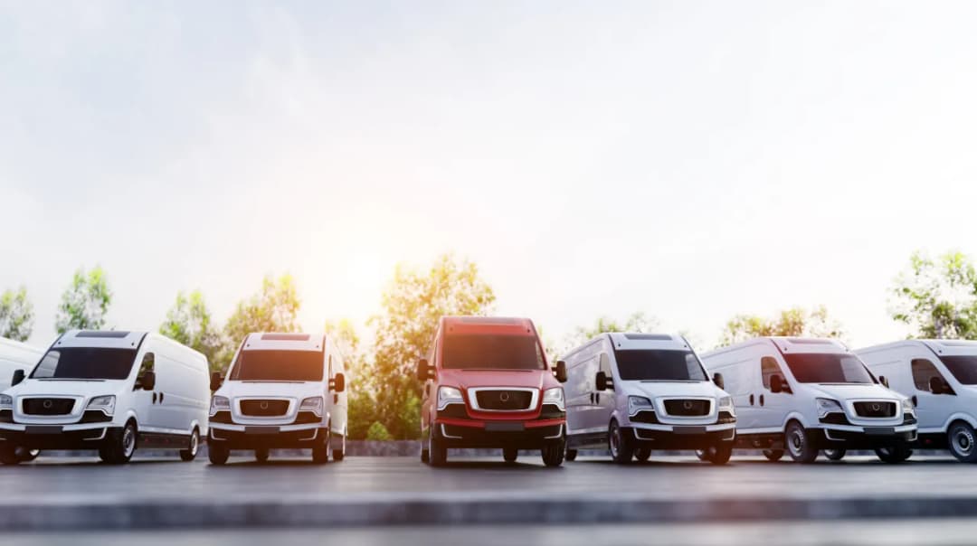 Wynajem samochodu a kup: co bardziej opłacalne dla Twojej firmy?