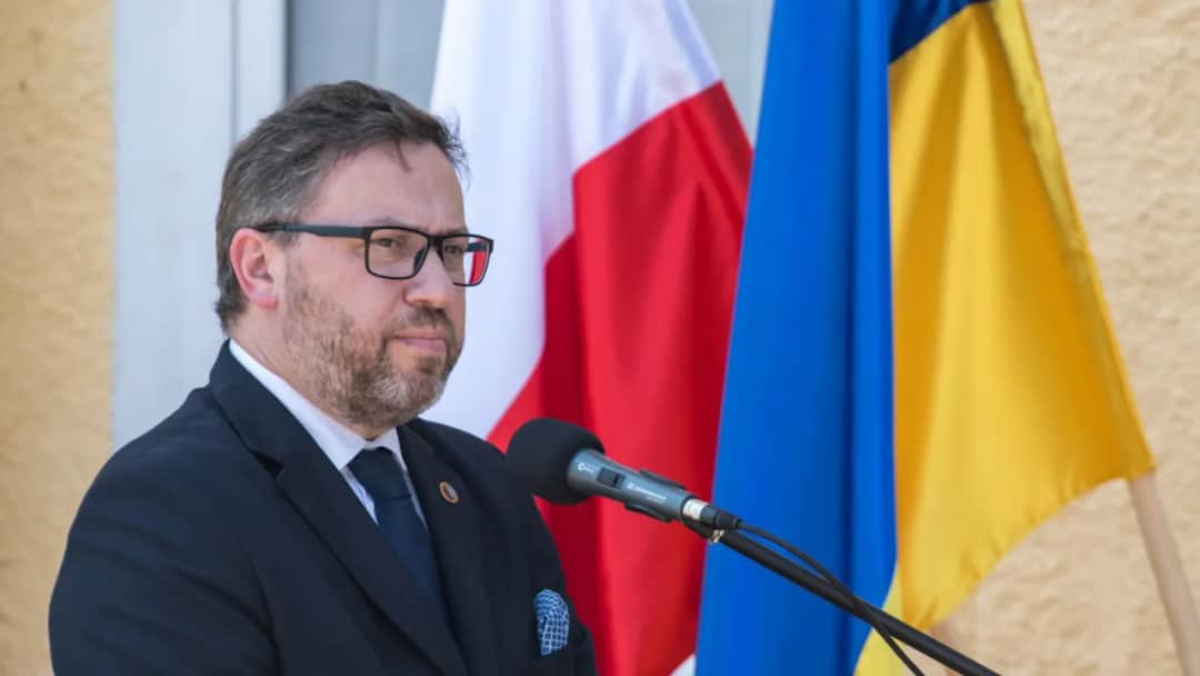 Nowy mod trendy: Ukraińcy połączyli siły z Polakiem, Litwinem i Czechem.