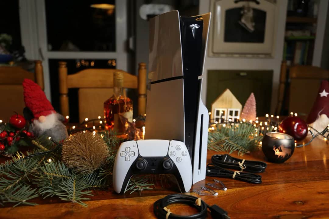 PS5 Slim vs. standardowa PS5: Chłodzenie wyniki zaskakują!