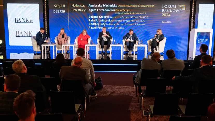 Łatwy kredyt forum - prawdziwe opinie i ostrzeżenia użytkowników 2025